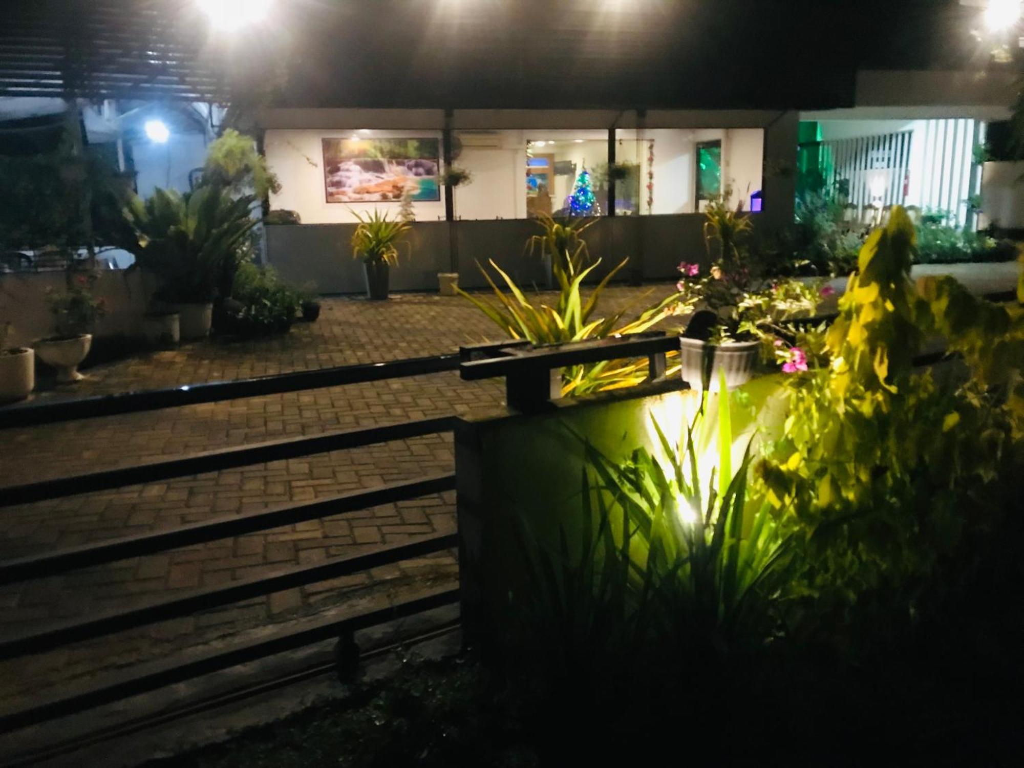 Pinidiya Resort Anuradhapura Dış mekan fotoğraf